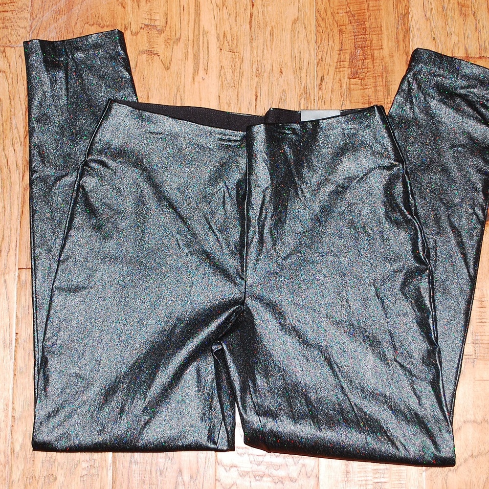 NWT Versona Black Glittery Contemporary Fit Ankle